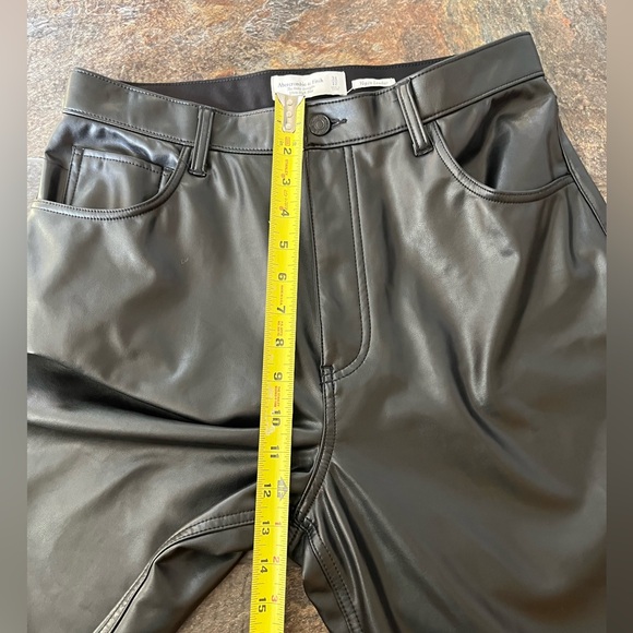 Abercrombie & Fitch vegan leather curve love ankle straight high rise. Sz 31/12 - Picture 9 of 12